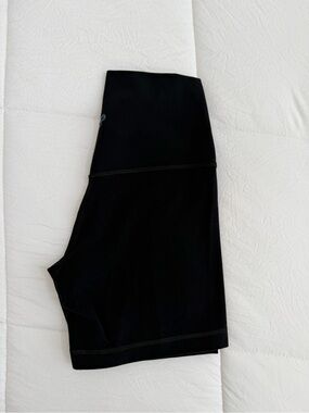 Aritzia TNA Action 5” Biker Shorts